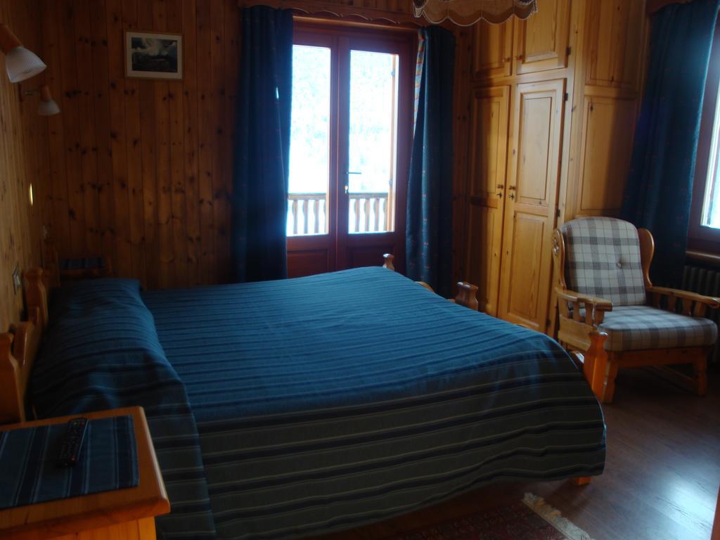 Hotel Alpe Fleurie Champoluc Εξωτερικό φωτογραφία