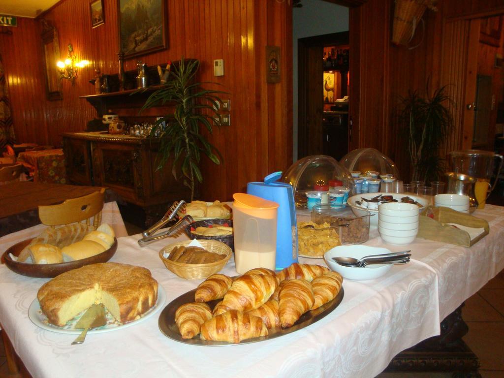 Hotel Alpe Fleurie Champoluc Εξωτερικό φωτογραφία